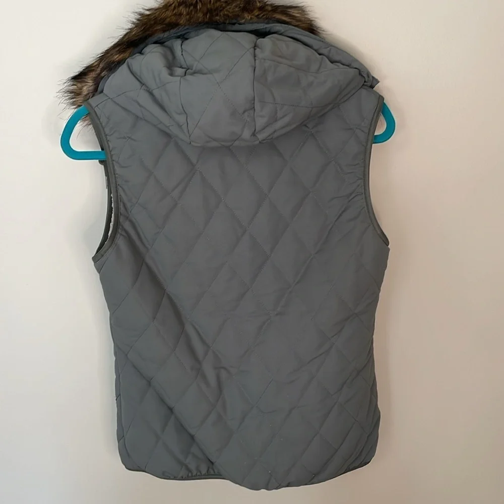 EDDIE BAUER Women’s Small Hooded Fleece Lined Vest Olive Green Faux Fur Gorpcore